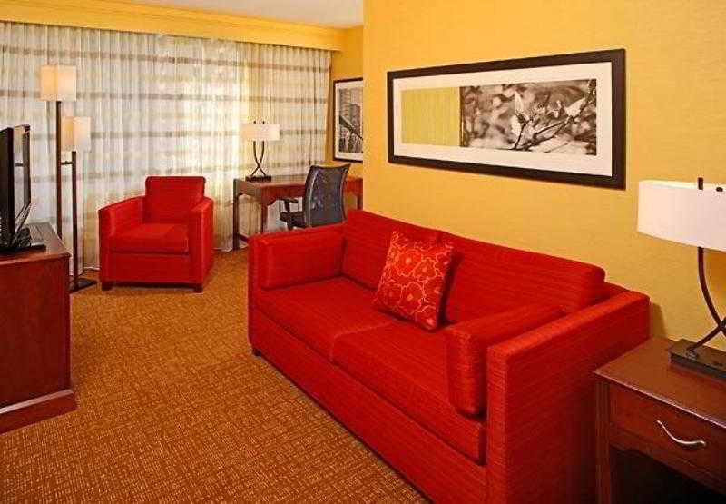 Courtyard By Marriott Baltimore Downtown/Inner Harbor Bagian luar foto